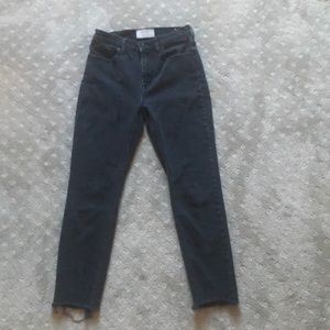 Re-posh Everlane black skinny jeans